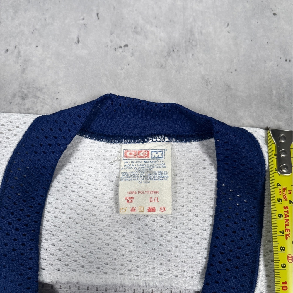 Vintage 90s CCM Toronto Maple Leafs Jersey - Picture 8 of 8
